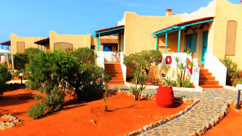 zorbas beach village hotel