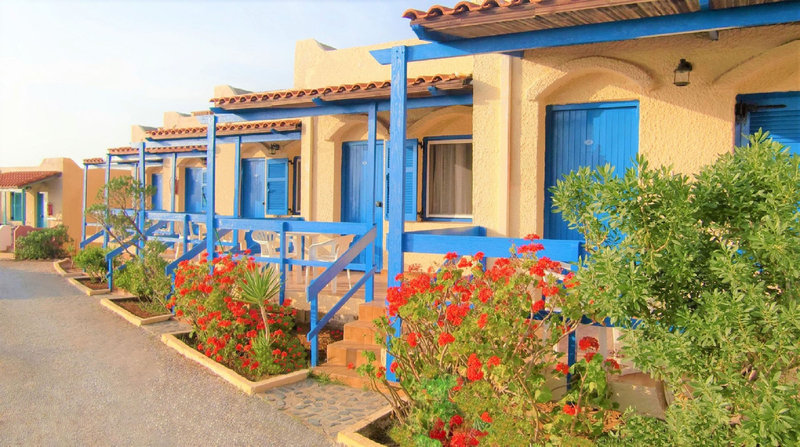 zorbas beach village hotel
