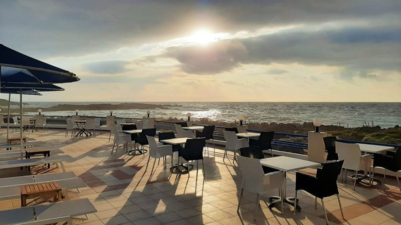 zorbas beach village hotel