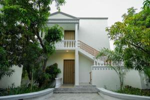 van vihar farm and resort