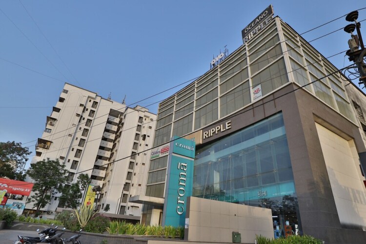 oyo flagship 30564 ripple mall