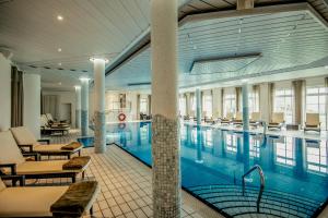 Hotel Bornmuehle,Near Golf Club Of Mecklenburg-Strelitz Ev,4 star