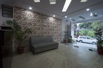 Hotel Apra Inn,Karol Bagh>>Central Delhi,3 star