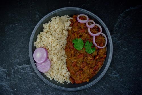 super townhouse srm kuppakonam pudur