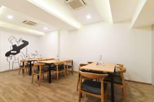 super townhouse srm kuppakonam pudur