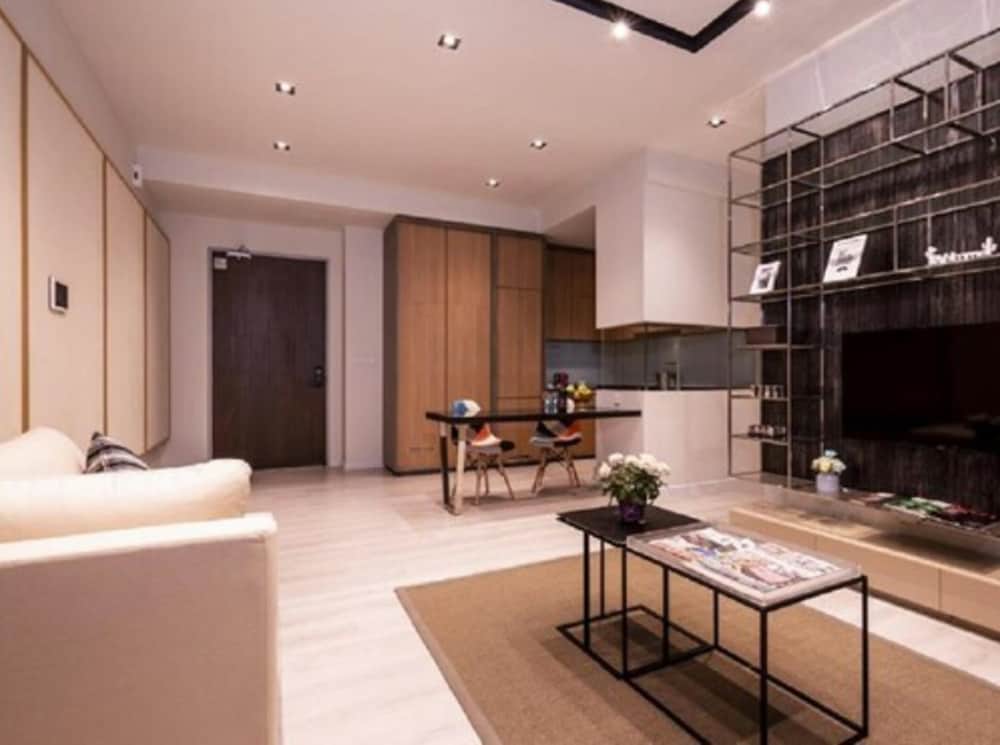 expressionz starlight suites by mykey global