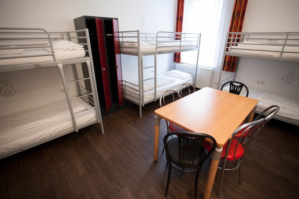 jaegers munich hostel