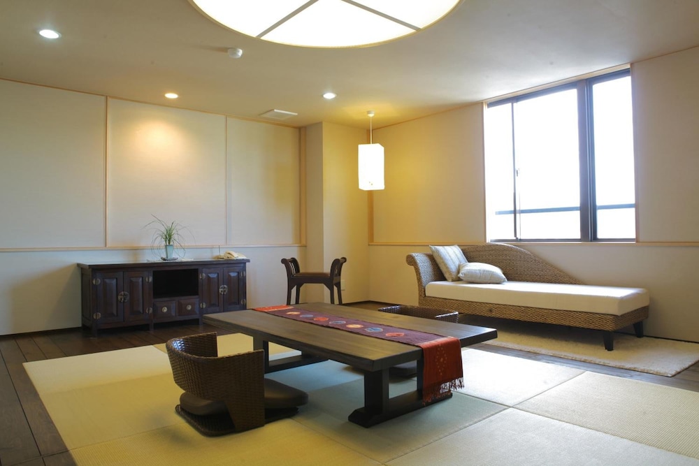 yamashiro onsen ryokan tatami