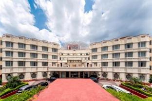 Howard Plaza - The Fern Agra,Belanganj>>Agra,4 star