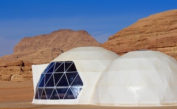 wadi rum ufo luxotel campsite