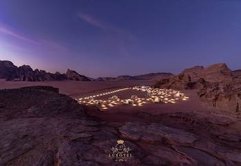 wadi rum ufo luxotel campsite