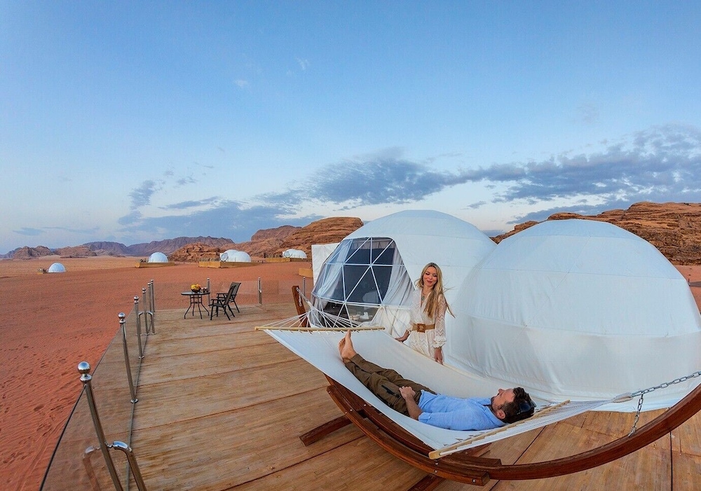 wadi rum ufo luxotel campsite