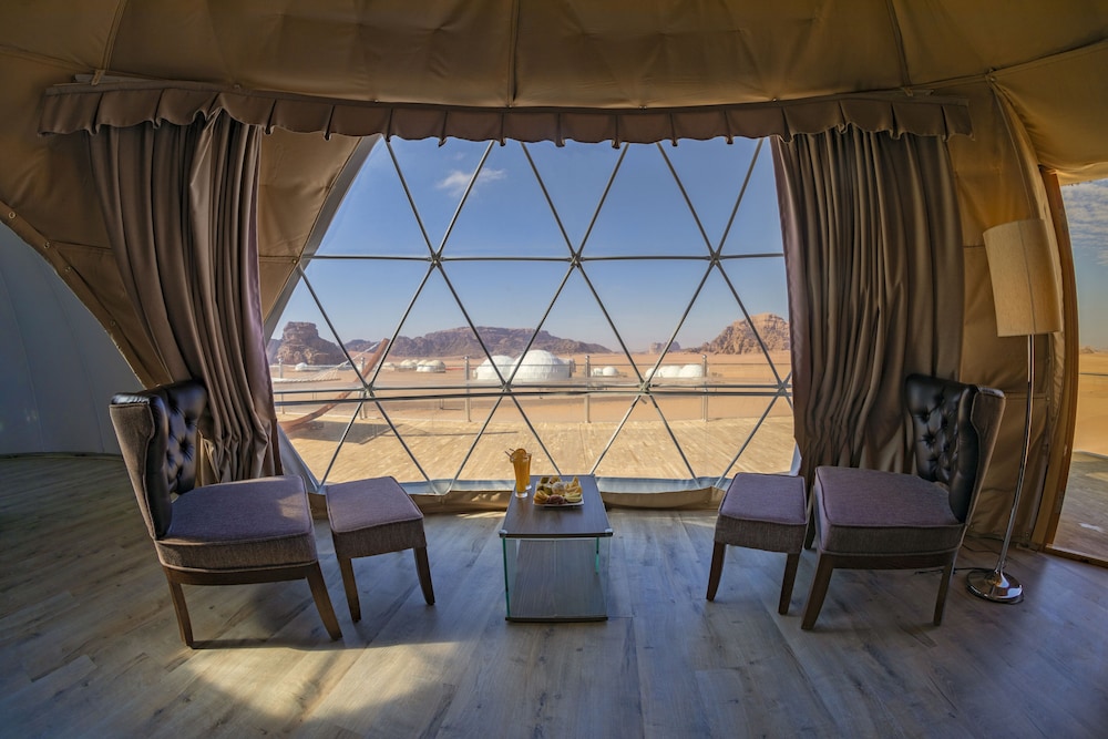 wadi rum ufo luxotel campsite