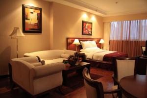 Trianon Hotel,Near Times Square Shopping Mall,3 star