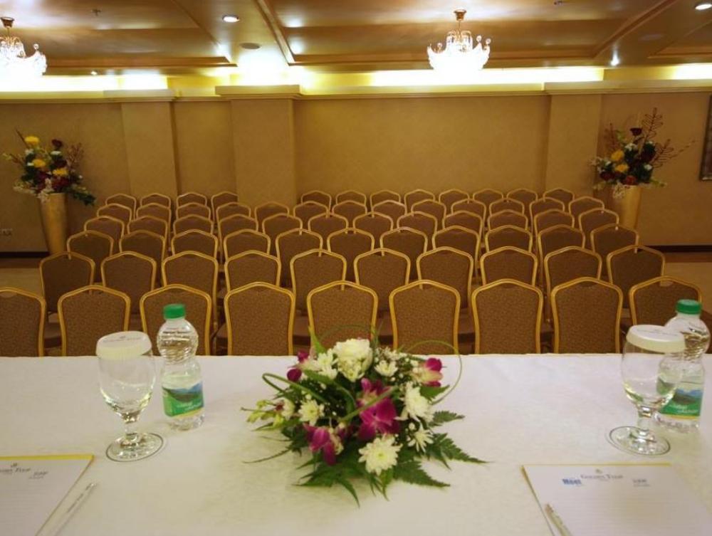 garden hotel muscat