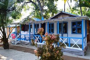 cafe blue hotel