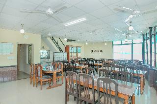 oyo flagship 12684 compact green view