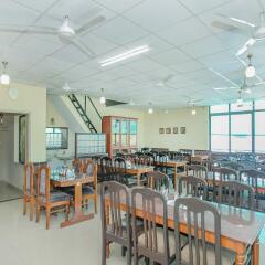 oyo flagship 12684 compact green view