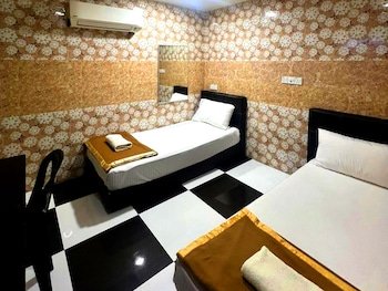 ark batu caves hotel