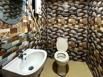 ark batu caves hotel
