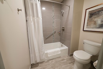 legacy resort hotel and spa