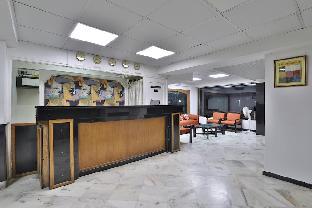 Hotel Crown,Near Tapovan Circle,3 star