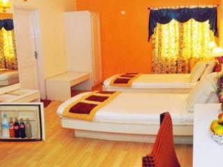 hotel crown
