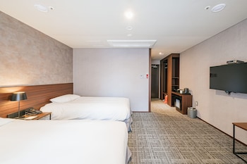 hotelwithcity