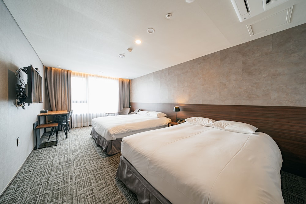 hotelwithcity