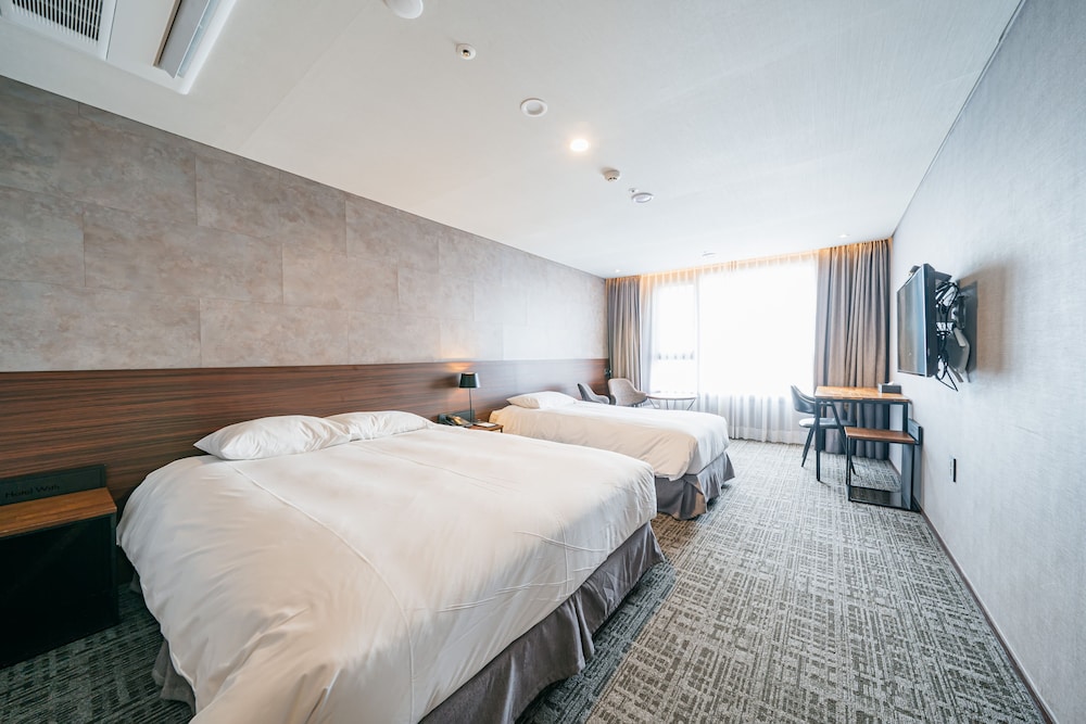 hotelwithcity