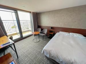 hotelwithcity