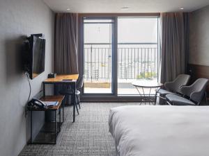 hotelwithcity