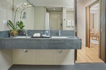 kingsford hotel manila