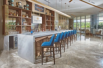 kingsford hotel manila