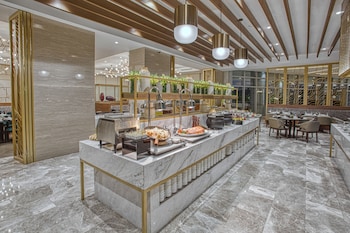 kingsford hotel manila