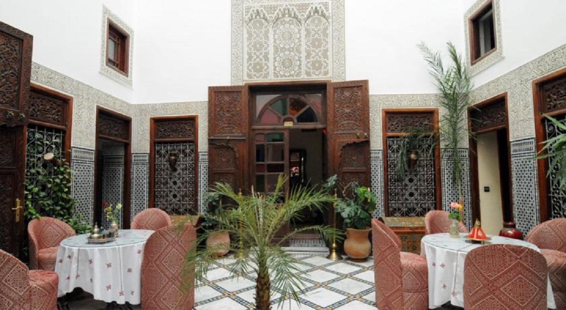 riad dar chrifa