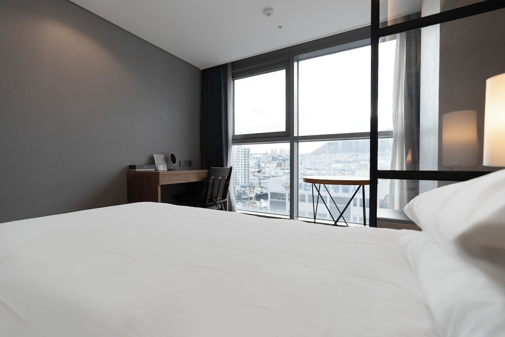 north harbor hotel busan