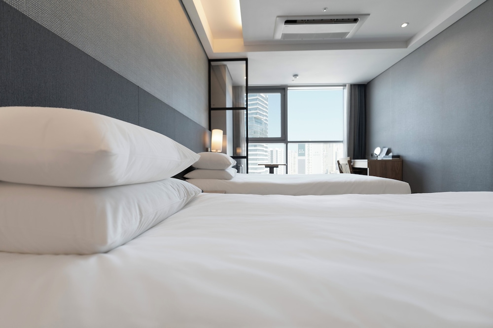 north harbor hotel busan