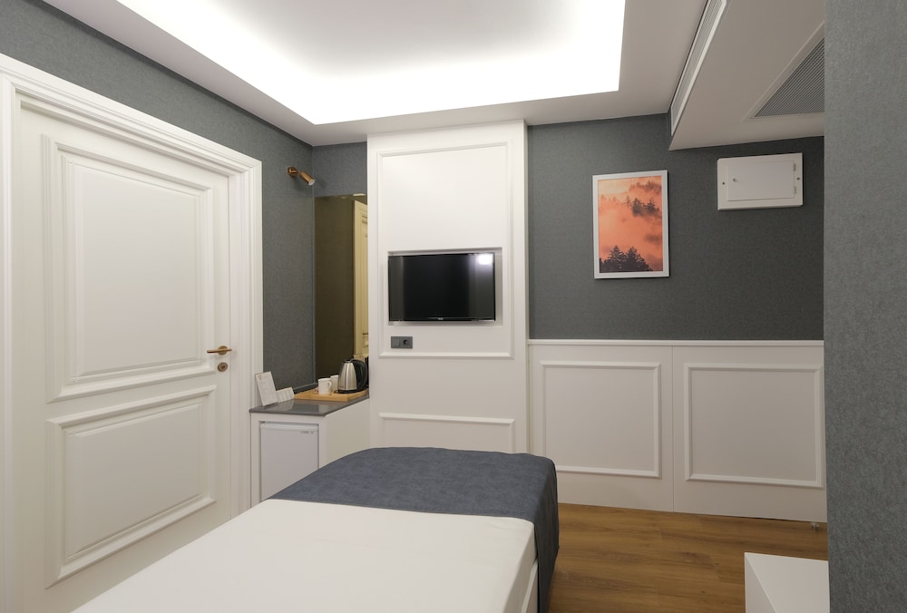 mai inci hotel