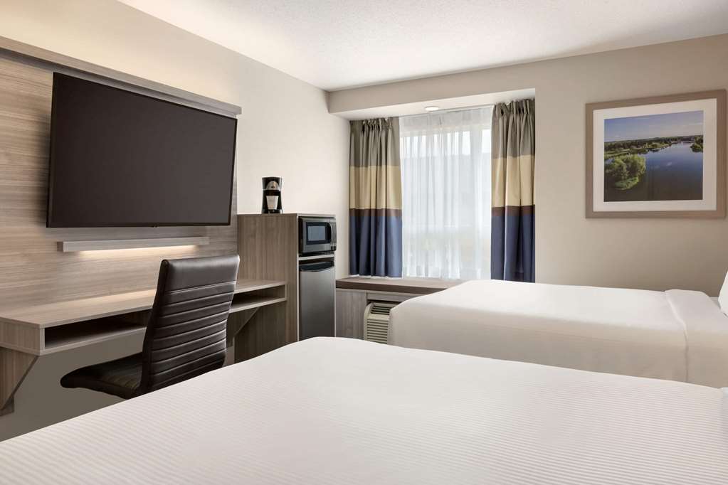microtel inn and suites montreal airport dorval qc