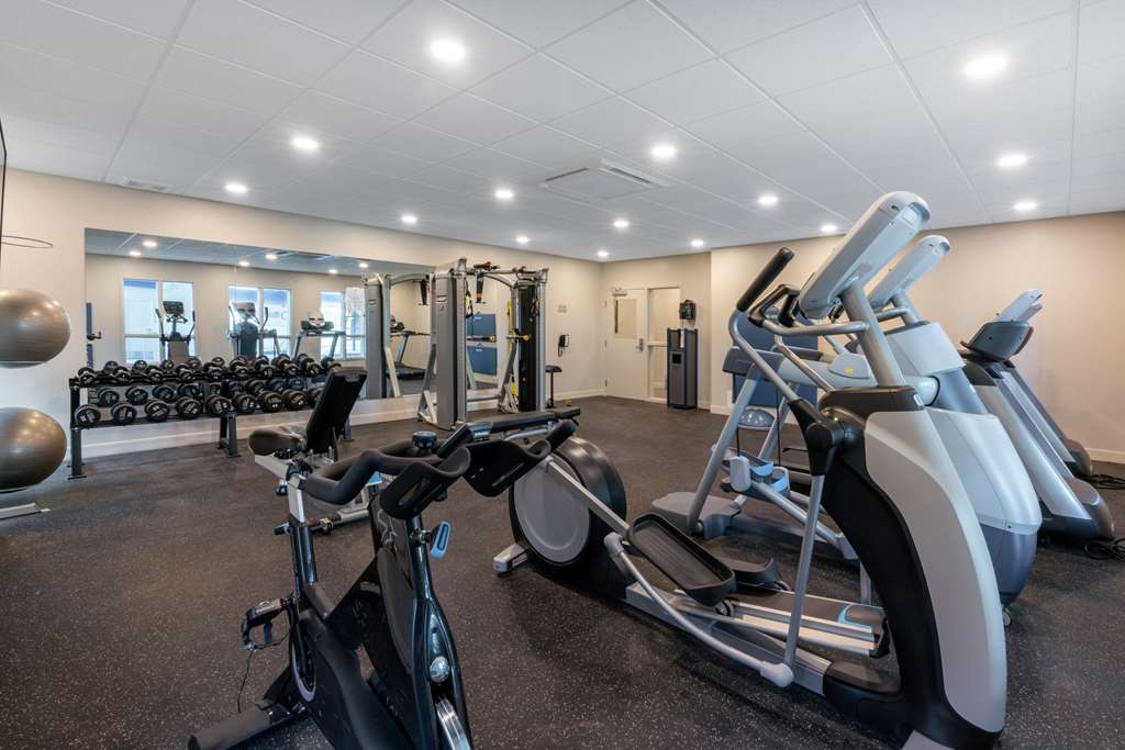 microtel inn and suites montreal airport dorval qc