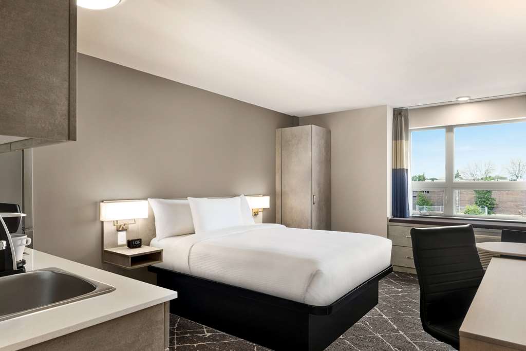 microtel inn and suites montreal airport dorval qc