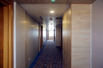 comfort inn kaikaluru