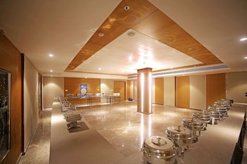 comfort inn kaikaluru