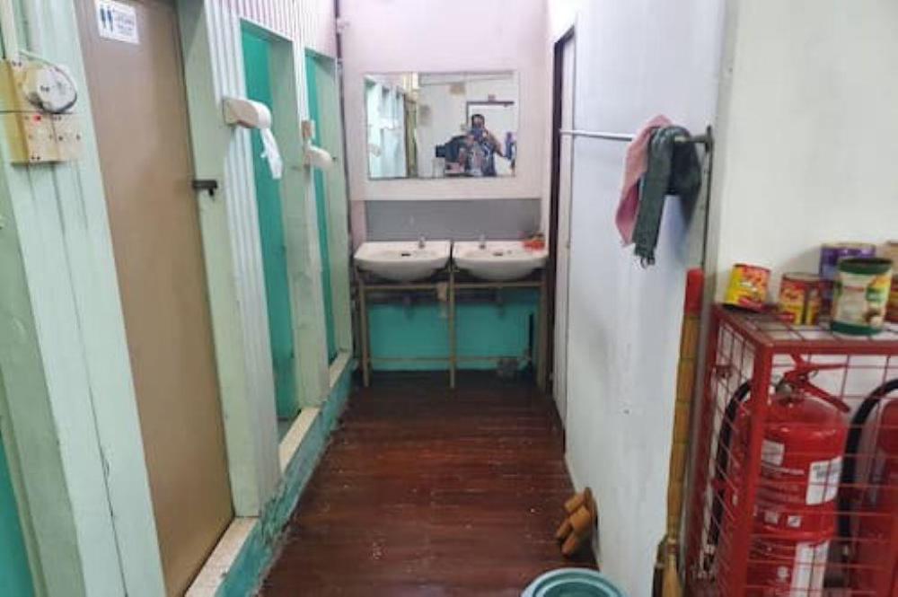 chuan full hotel pangkor island