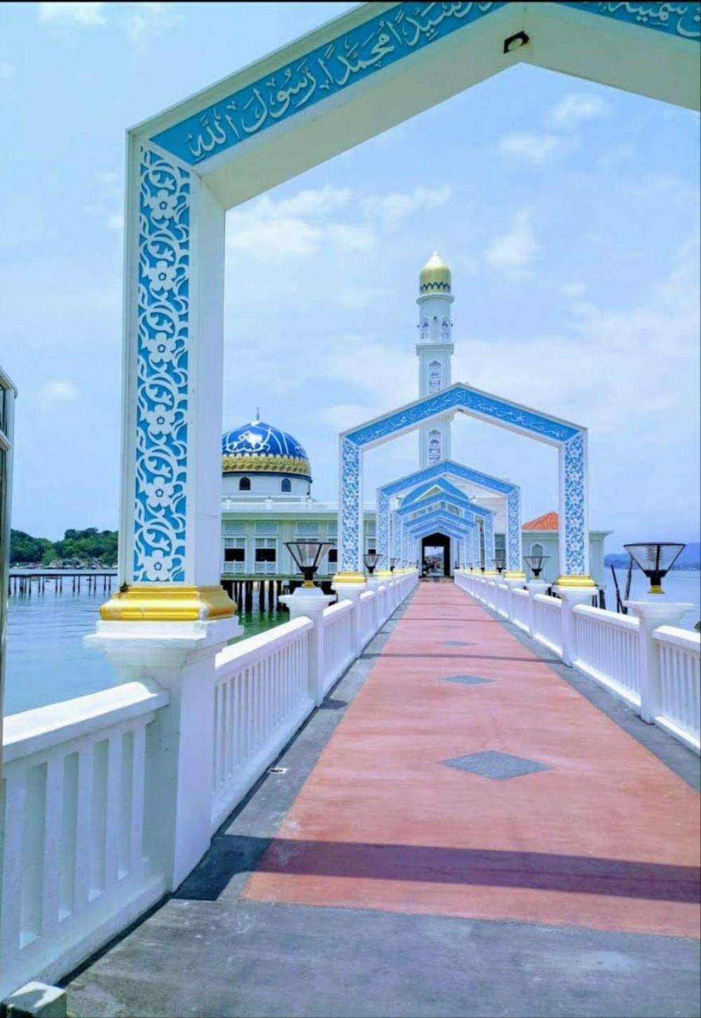 chuan full hotel pangkor island