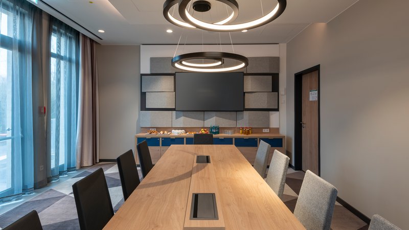 holiday inn express munich north an ihg hotel