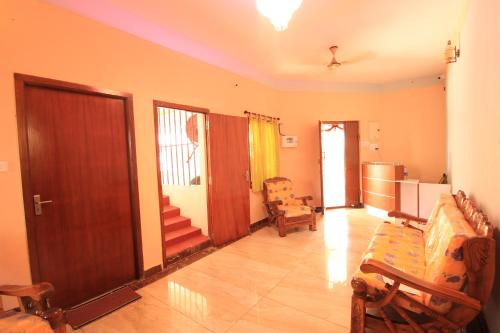 la villa pondi cherie center town beach auroville