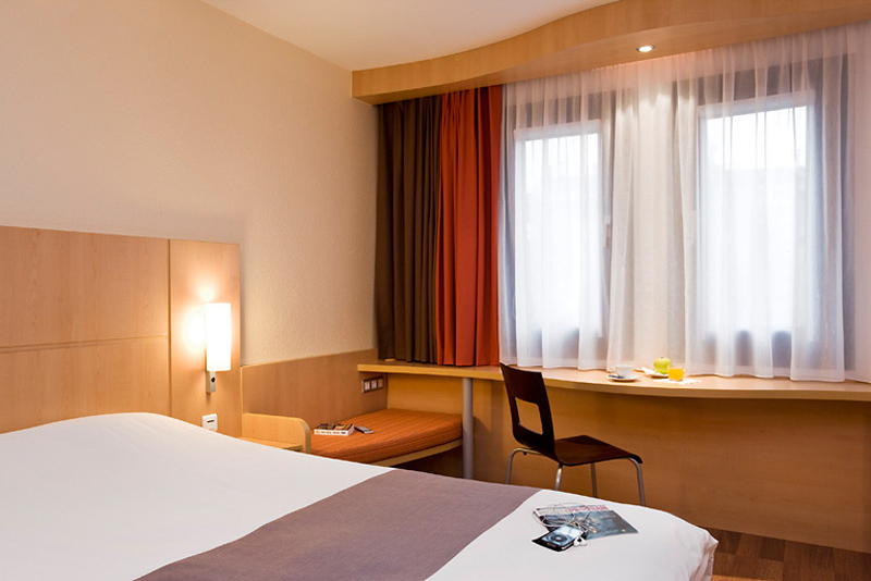 ibis budapest heroes square
