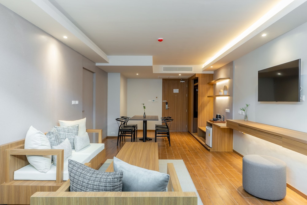 shambhala hotel pattaya